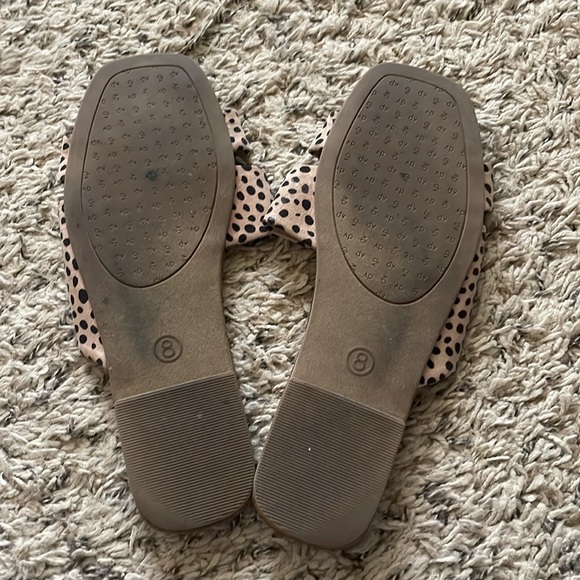 Dolce Vita leopard sandals - Picture 2 of 4